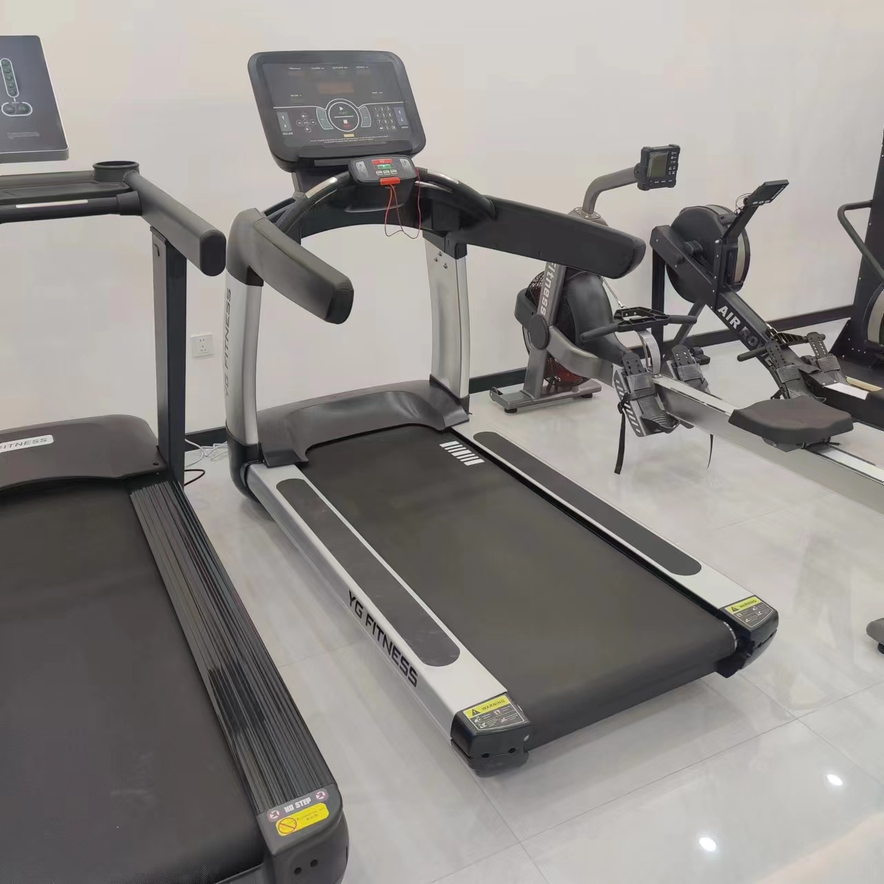Gym Use Electric Treadmill 3 H - Quality Running Gear recension och pris
